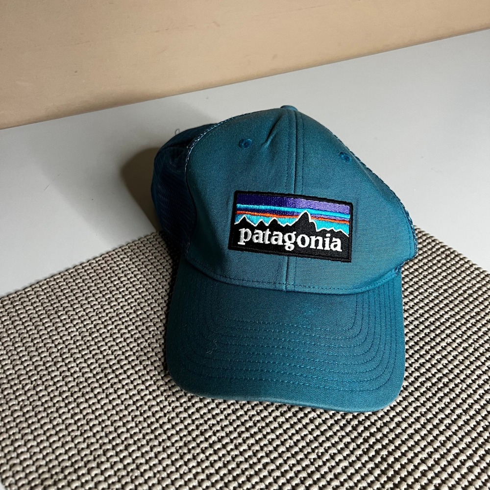 Patagonia P-6 Logo LoPro Trucker Hat Teal Blue Mesh Snapback Cap Mens Womens